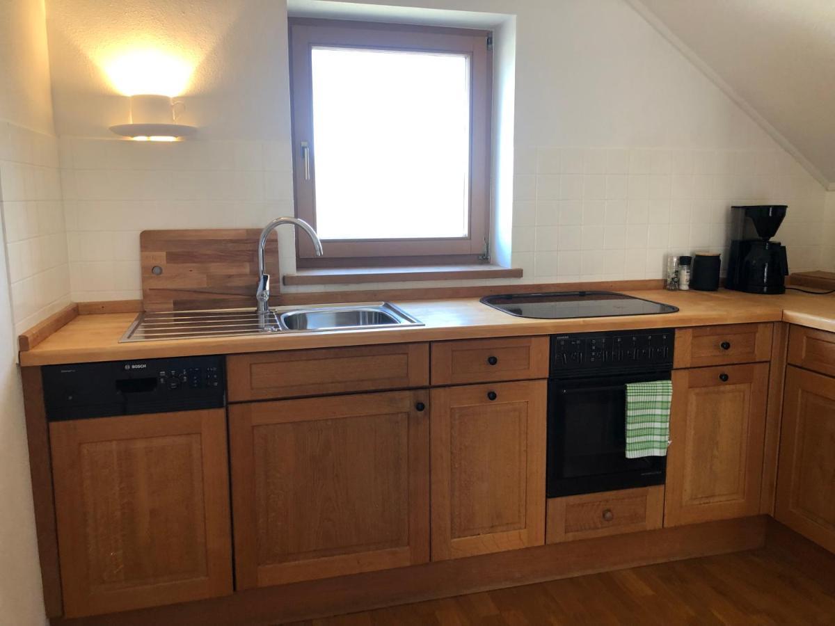 Traumhafte Auf 100 Quadratmetern Für 6 Pers Nähe München, Icm, Therme, Muc Apartment Forstinning